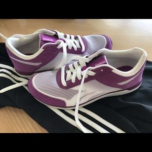 Reebok DMXRIDE running sneakers